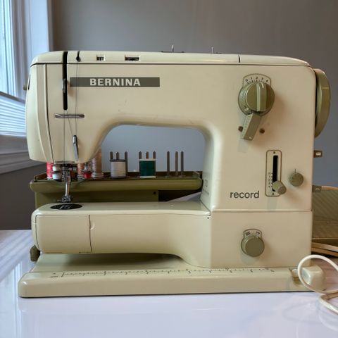 Bernina record 730 symaskin