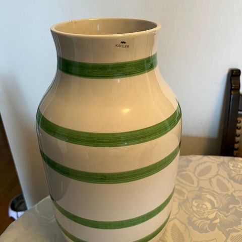 Kahler vase