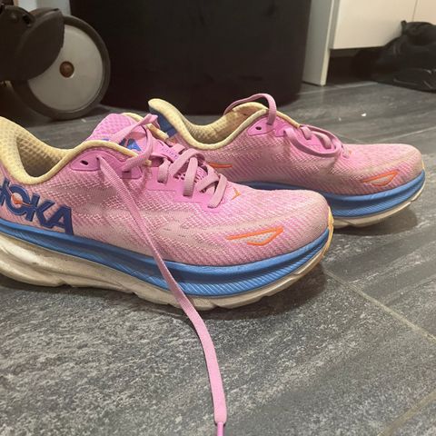 Hoka joggesko