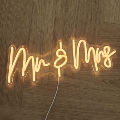 Neon skilt Mr&Mrs