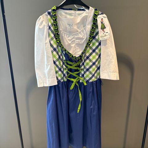 Dirndl str 42