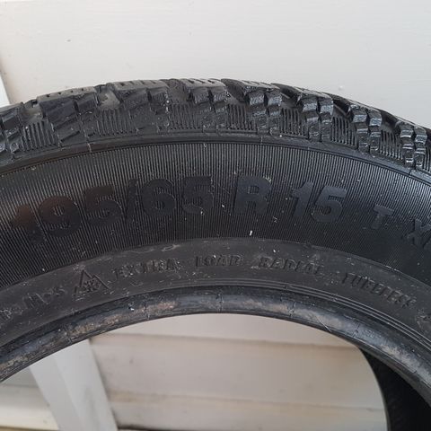 Vinterdekk 2stk 195/65 R15 T XL