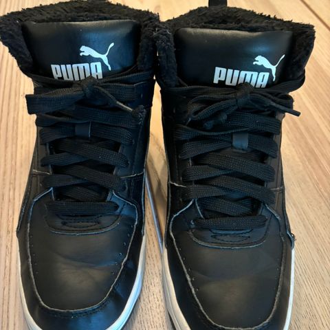 Puma sneakers