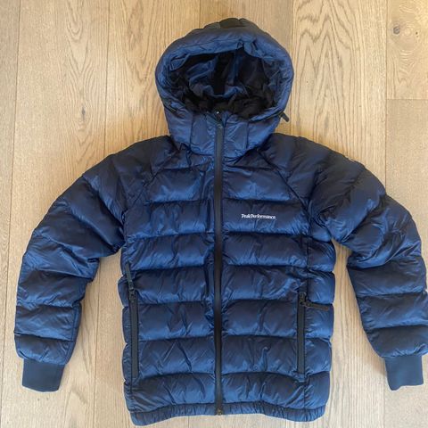 Peak Performance jr Frost Down Hood Jacket - str 150