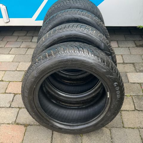 Goodyear Ultragrip Ice 2 205/55 R16 94 T