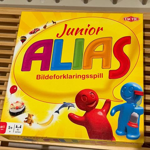 Junior Alias - Bildeforklaringsspilll