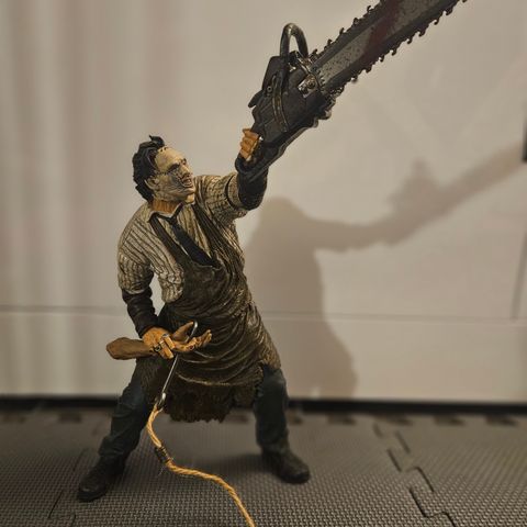 McFarlane 12" Leatherface, Movie Maniacs