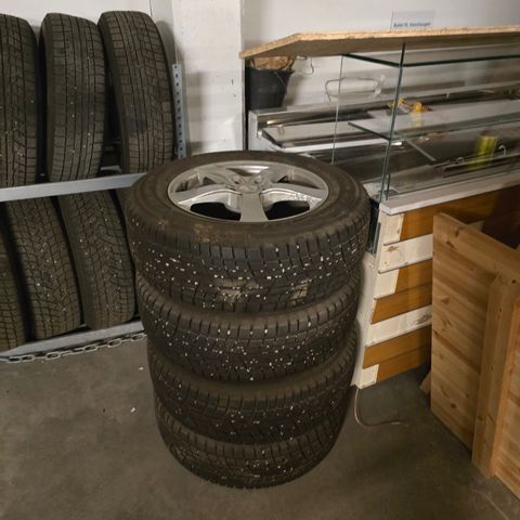 225/65 R17