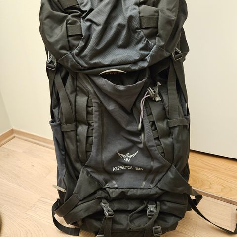 Osprey Kestrel 38 M/L