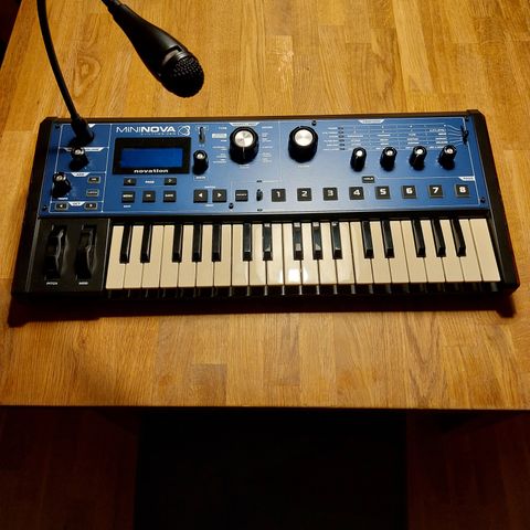 Novation Mininova