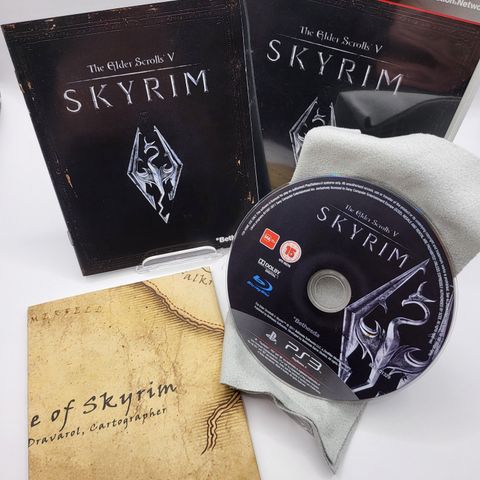 PS3 - Skyrim - CIB m/kart