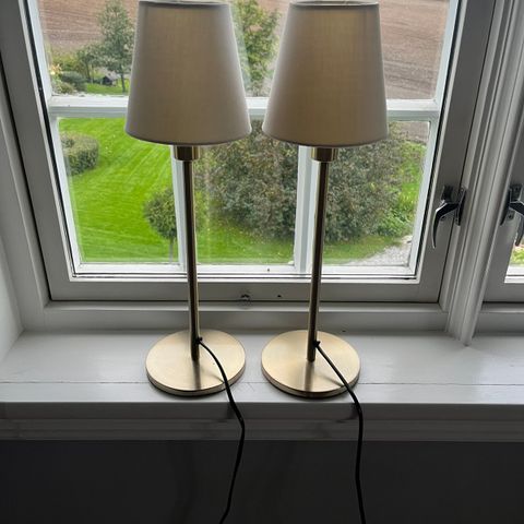 3 stk Ikea Ringsta bordlamper med messingfot og hvit skjerm