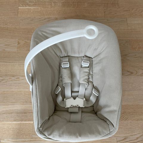 Newborn babysete til Stokke tripptrapp stol