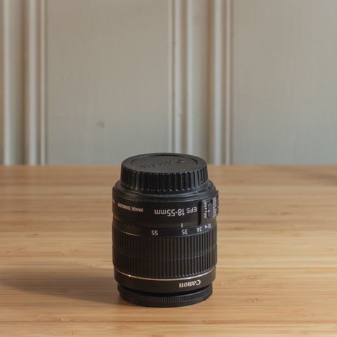 Canon ef-s 18-55mm f/3.5-5.6