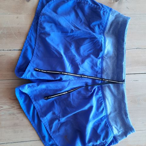 Nike Dryfit løpeshorts