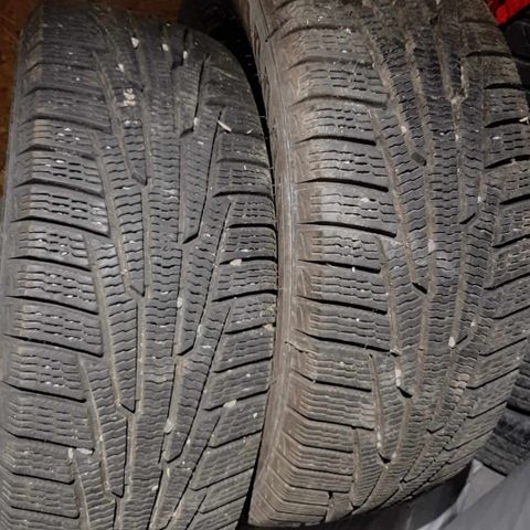 Vinterdekk 205/60 R16