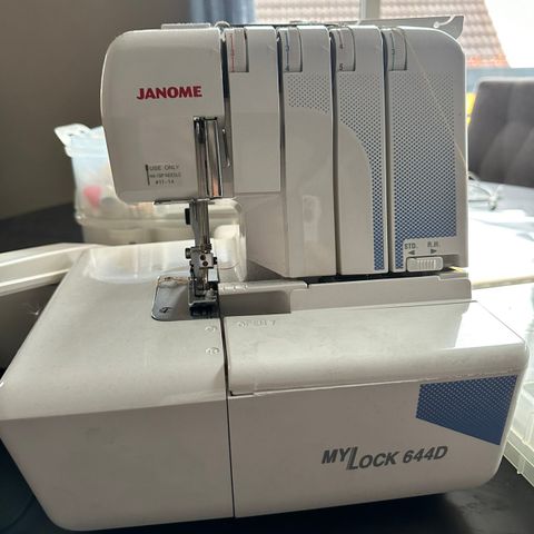 Janome My Lock 644D