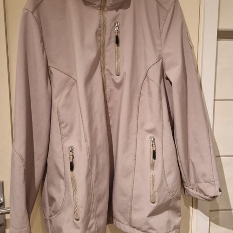 Softshell jakke str.52