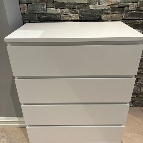 IKEA Malm kommode, 4 skuffer, hvit