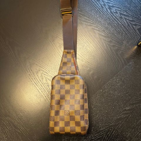 Louis Vuitton Geronimos Damier Beltbag