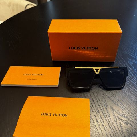 Louis vuitton 1.1 Evidence Sunglasses