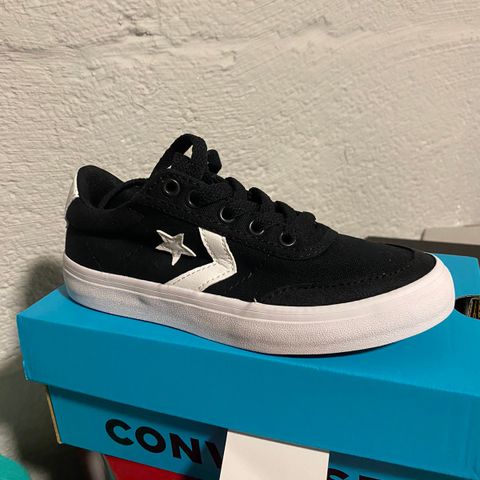 Nye converse str 31