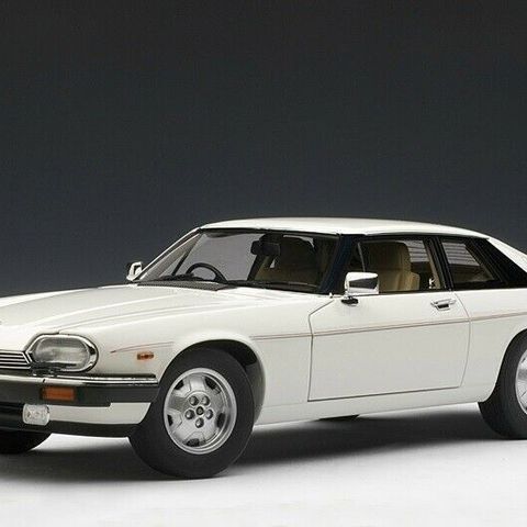 Jaguar XJ-S V12 Coupe - 1986 modell - AUTOart Millenium - skala 1:18