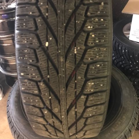 Nokian Hakkapelitta R2 Suv 225/60-17