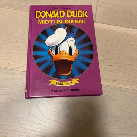 Donald duck midt i blinken