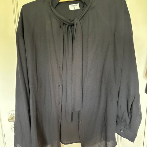 Filippa K sort bluse