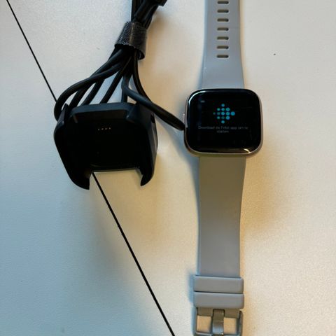 Fitbit Versa 2