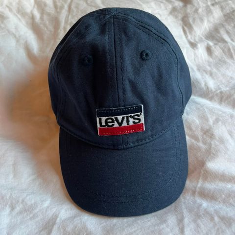 Levis caps til baby/barn - Helt ny!