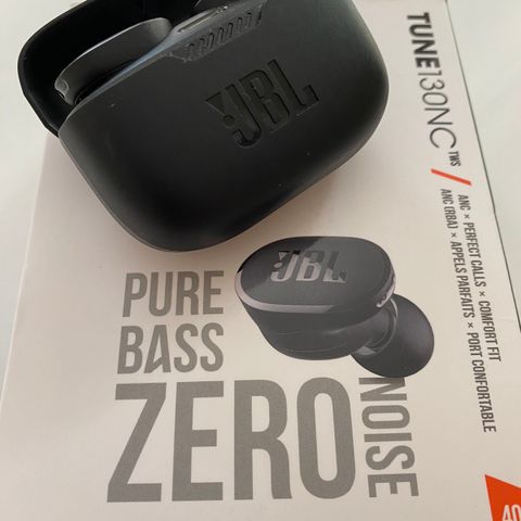 JBL Tune 130NC