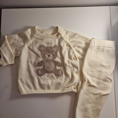 sett fra H&M babyklær unisex