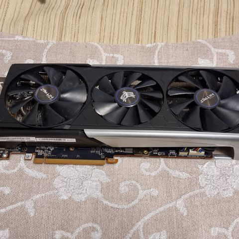 Sapphire Nitro + Radeon RX 5700XT 8GB GDDR 6