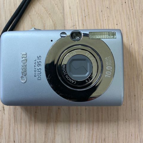 Canon IXUS 95 IS digital