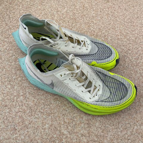 Vaporfly str 42,5