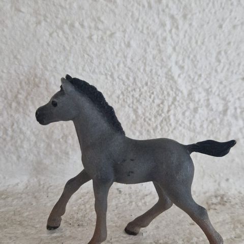 2 Schleich føll