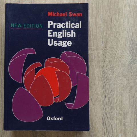 Practical English Usage. Av Michael Swan.