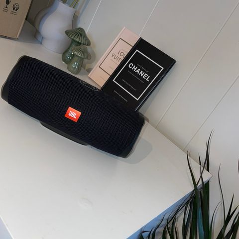 Jbl charge 4