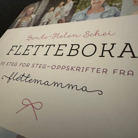 Fletteboka av Bente-Helen Schei