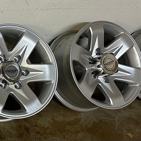 Mega wheels felger model rockera selges