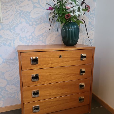 GRATIS LEVERING I OSLO  - Vintage teak kommode