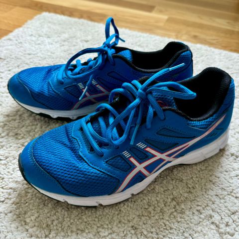 Asics joggesko