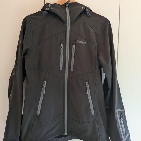 Bergans softshell jakke.