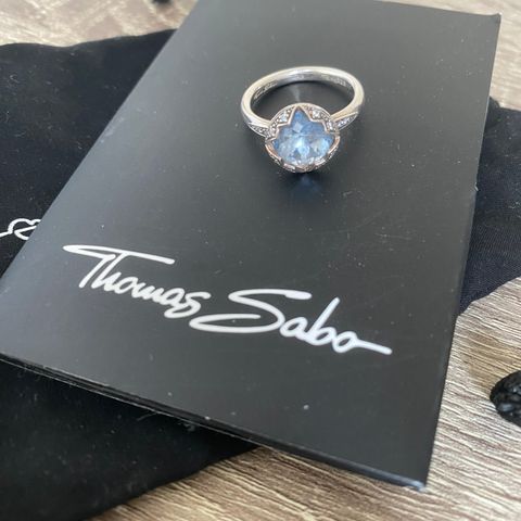 Thomas Sabo Sterling Silver & Blue CZ ring