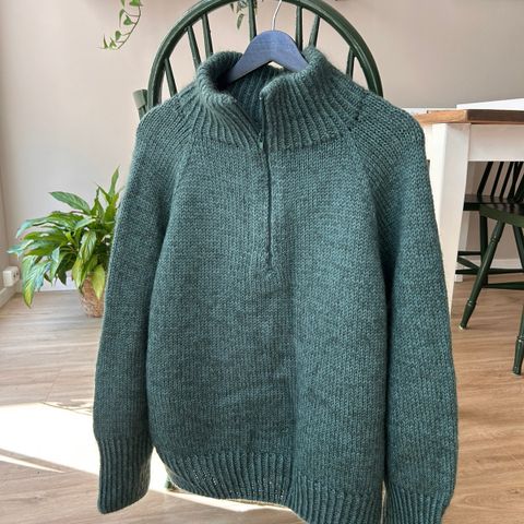 Hjemmestrikket Zipper Sweater