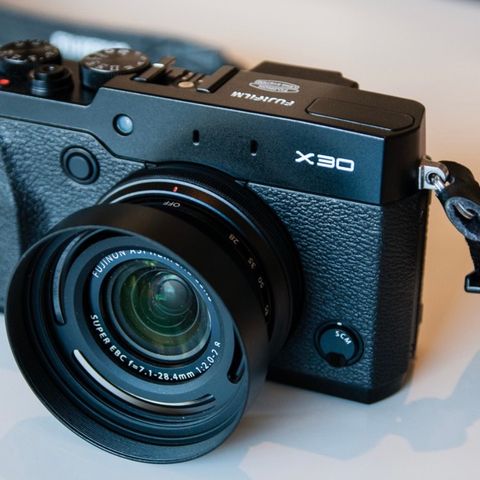 Fujifilm X30