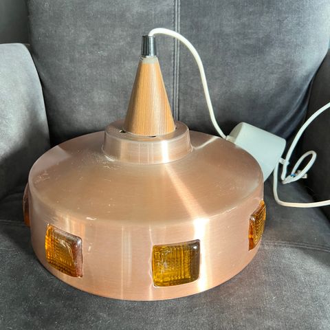 Retro/vintage tak lampe stilig kobber farget og glass og teak