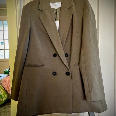 Ny blazer/dressjakke; str 34